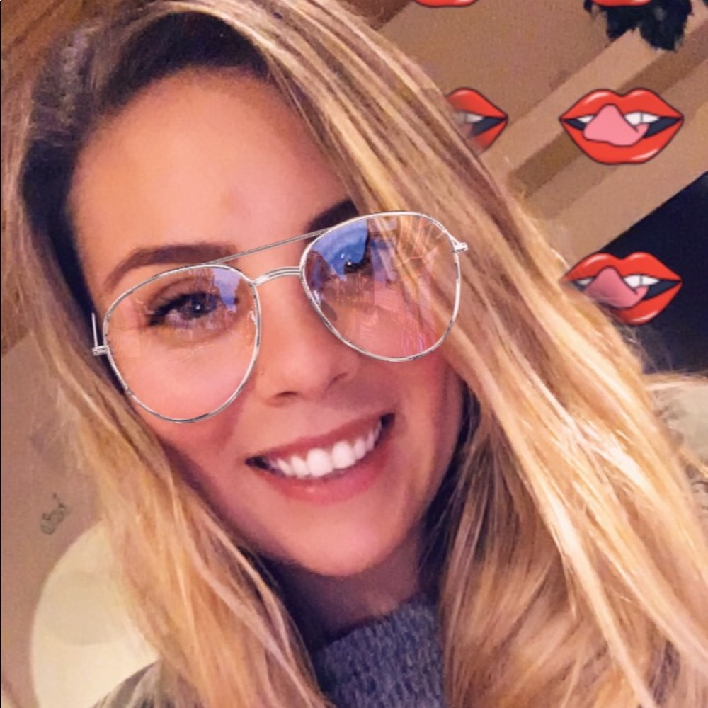 Meet your Posher, Mariesa